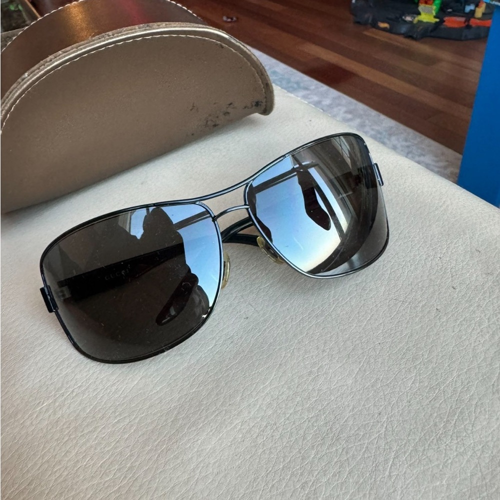 Gucci Black Aviator Sunglasses